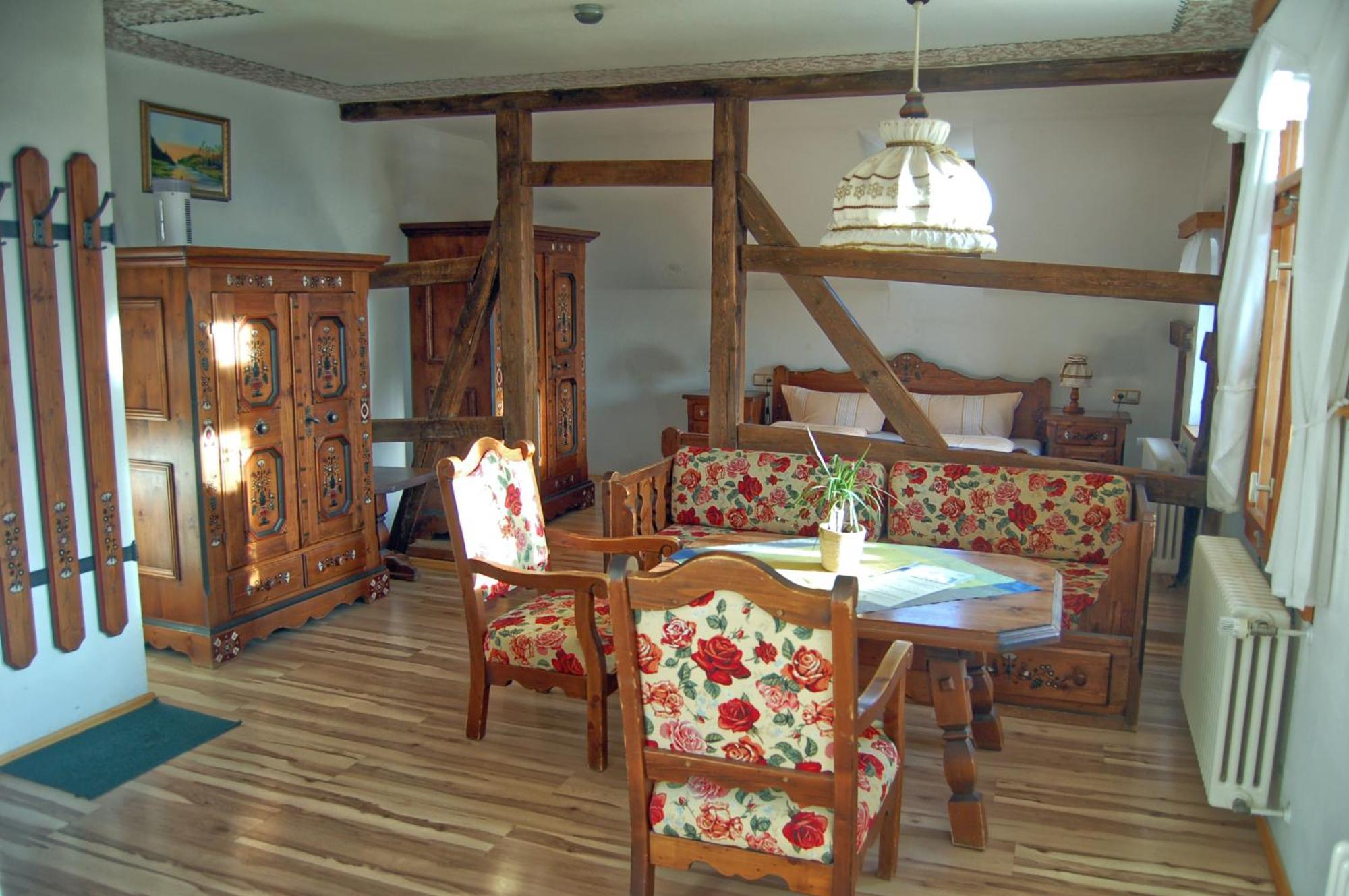 Berggasthaus & Pension Schoene Aussicht Klingenthal Værelse billede
